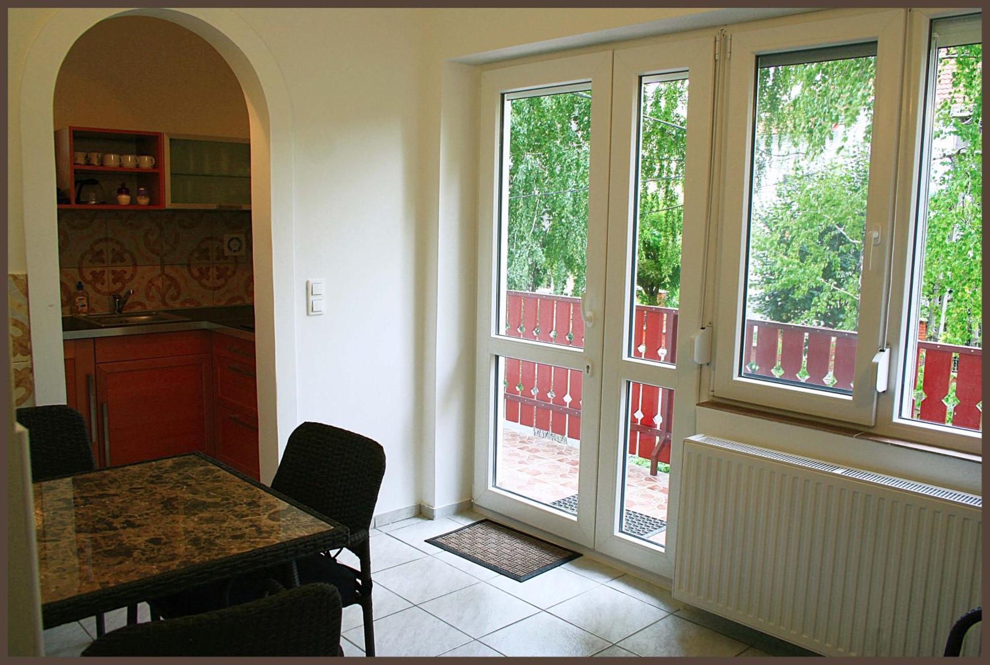 White & Quiet Apartment House Heviz Ngoại thất bức ảnh