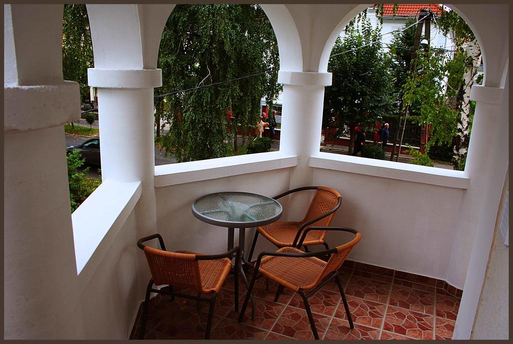 White & Quiet Apartment House Heviz Ngoại thất bức ảnh