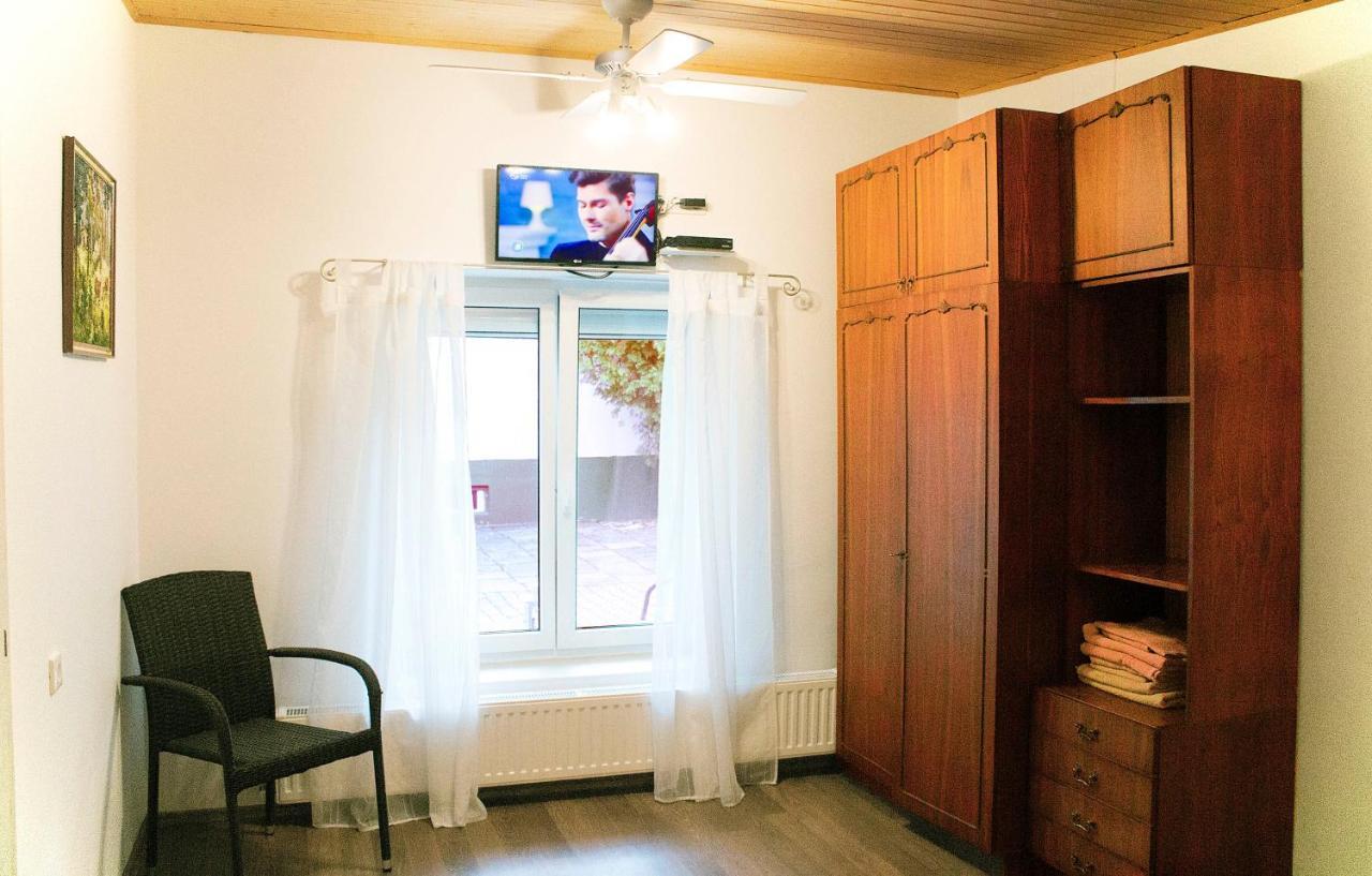 White & Quiet Apartment House Heviz Ngoại thất bức ảnh