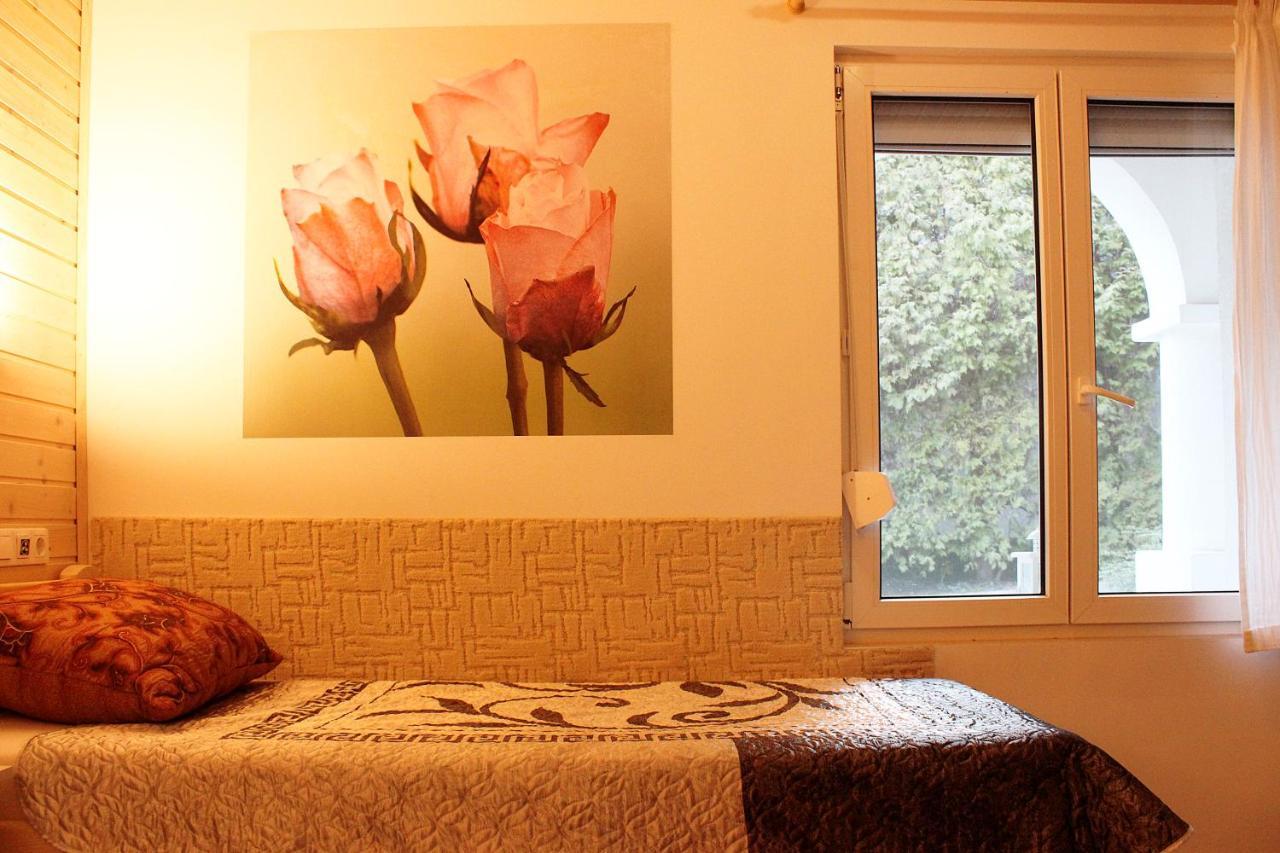 White & Quiet Apartment House Heviz Ngoại thất bức ảnh